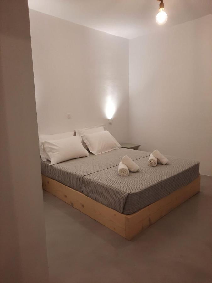 Terra White Seaview Pool Apartments & Suites Mykonos Town Exterior photo