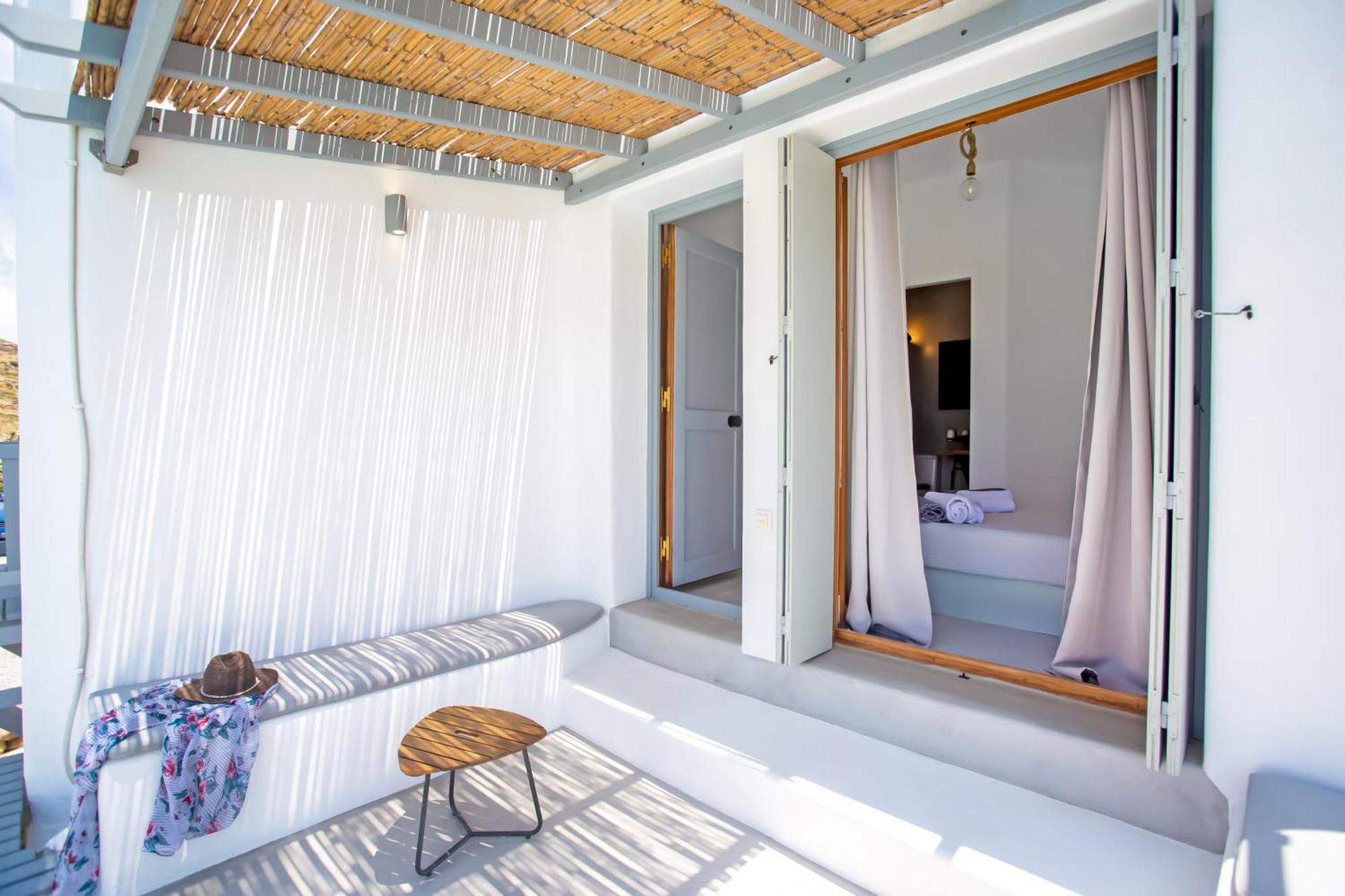 Terra White Seaview Pool Apartments & Suites Mykonos Town Exterior photo